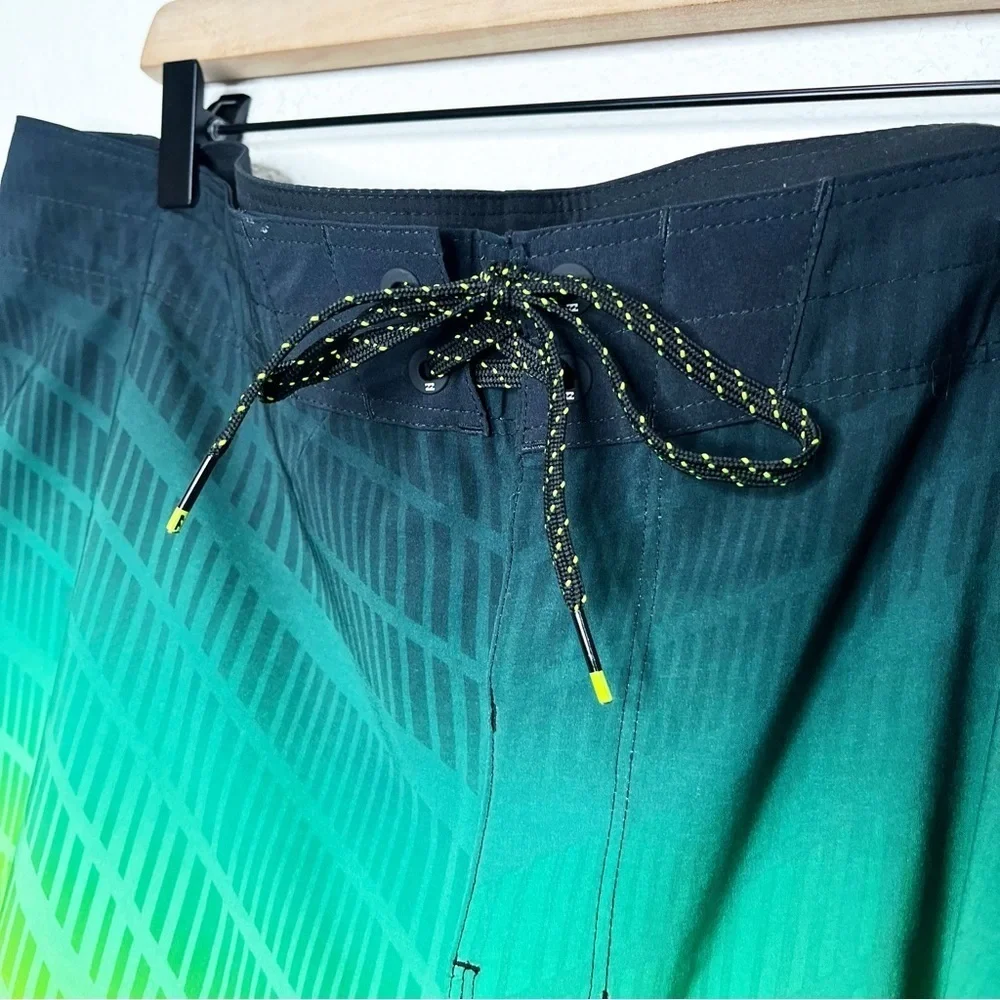 NWT Billabong Fluid Pro Swim Trunks Recycler Boardshorts 20